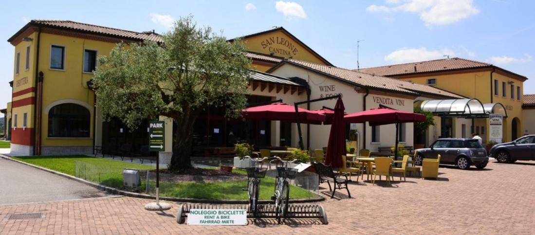 Agriturismo Tenuta San Leone Valeggio sul Mincio Exterior foto